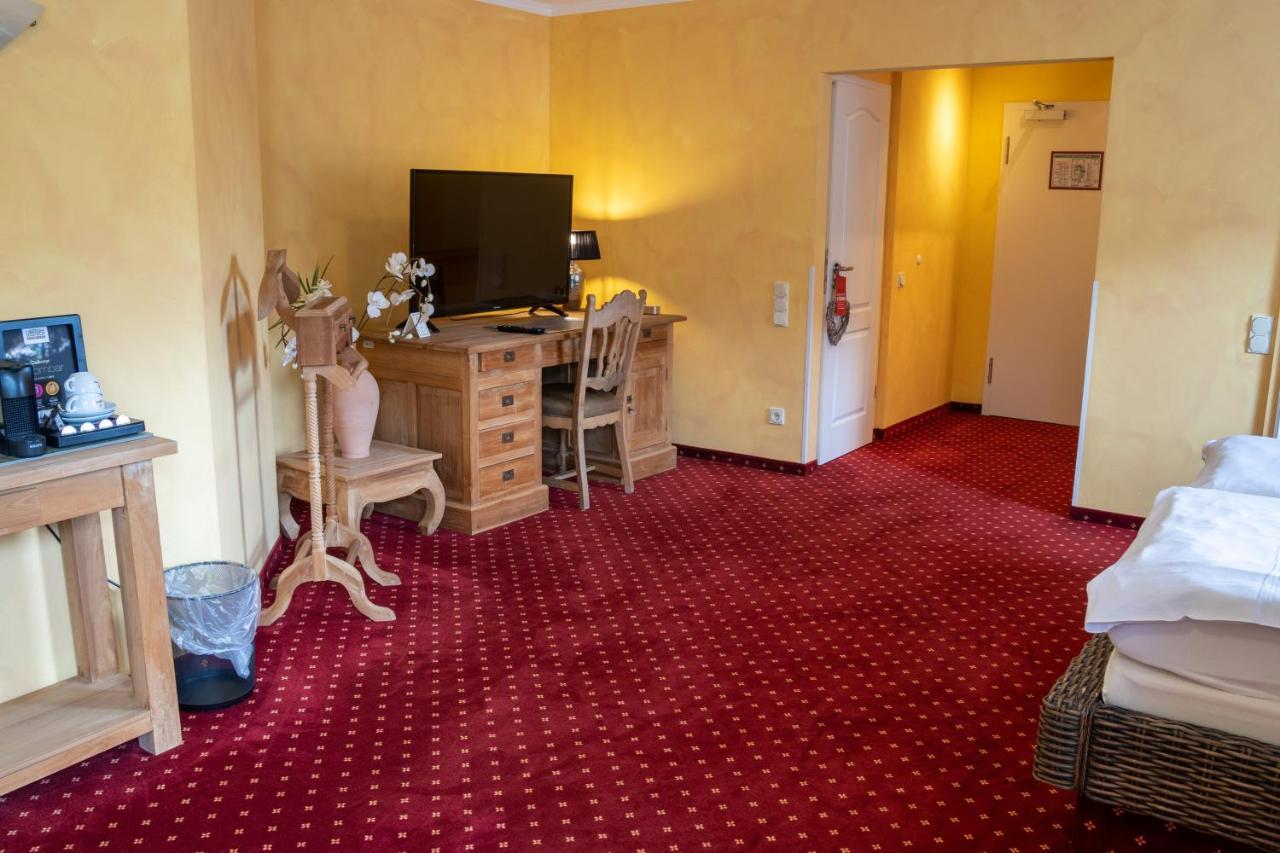 Hotel Landhaus Knappmann Essen Bagian luar foto