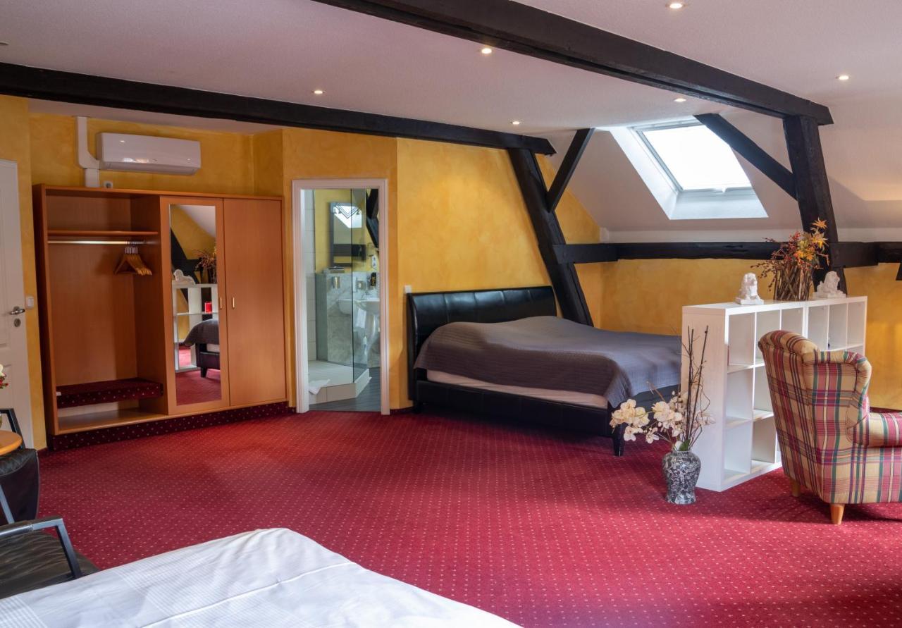 Hotel Landhaus Knappmann Essen Bagian luar foto