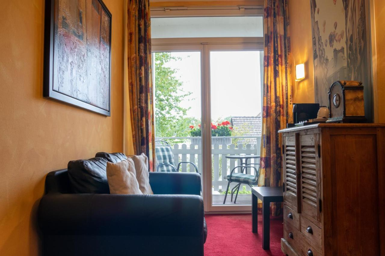 Hotel Landhaus Knappmann Essen Bagian luar foto