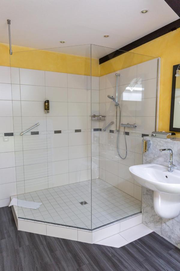 Hotel Landhaus Knappmann Essen Bagian luar foto