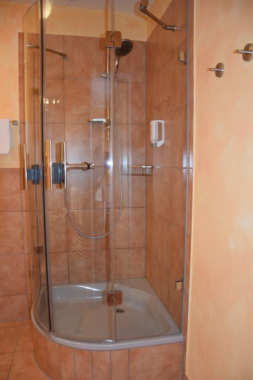 Hotel Landhaus Knappmann Essen Bagian luar foto