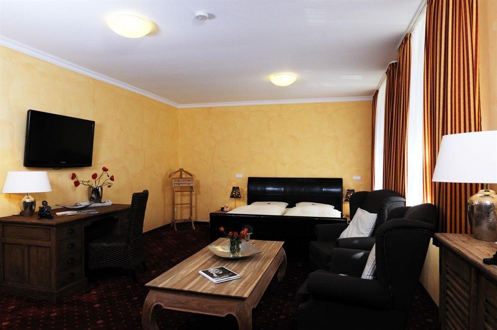 Hotel Landhaus Knappmann Essen Bagian luar foto
